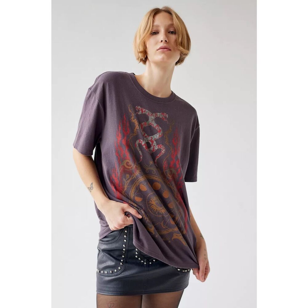 Urban Outfitters UO Medallion Oversized Graphic T Shirt Brown M/L NEW - Picture 3 of 6
